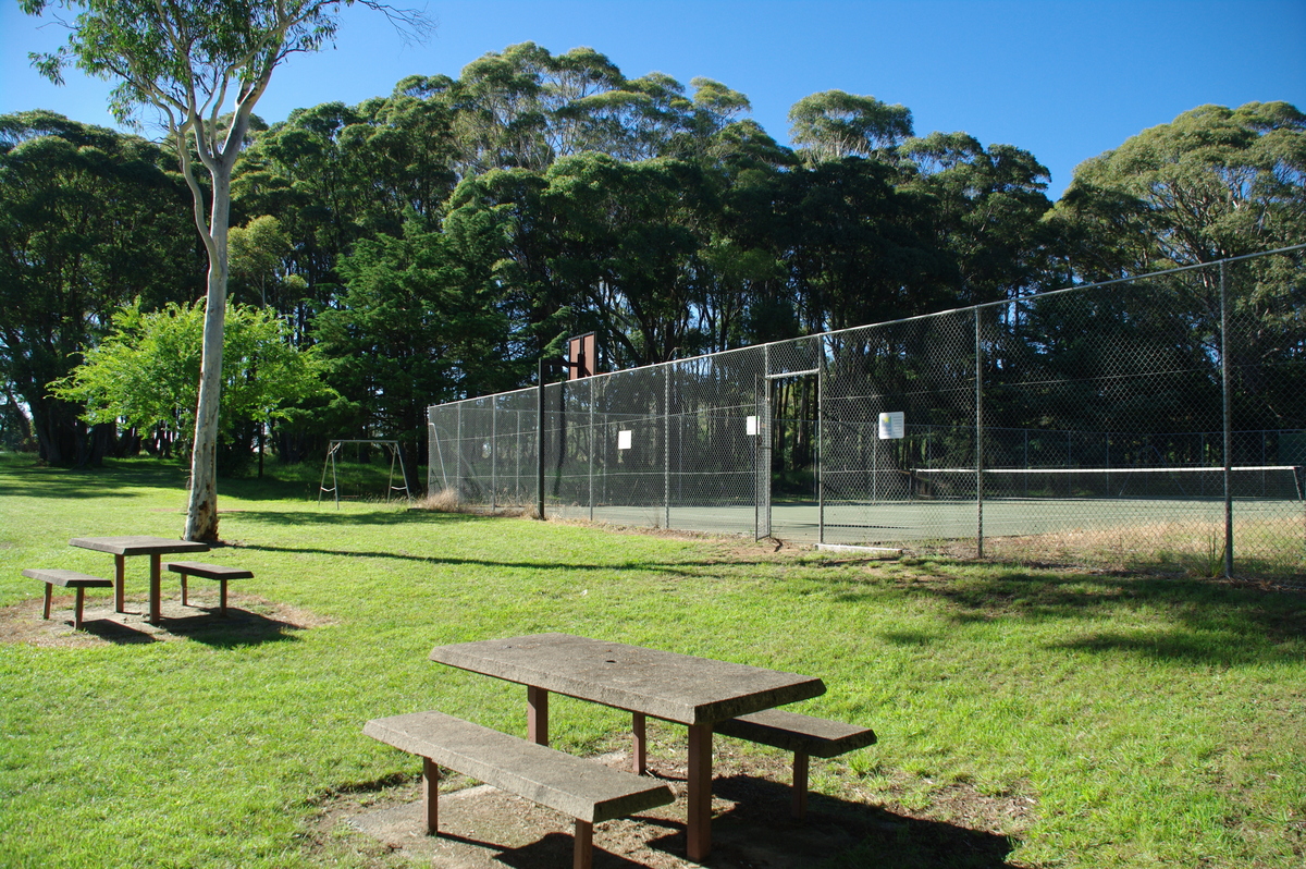 Tennis at Majors Creek