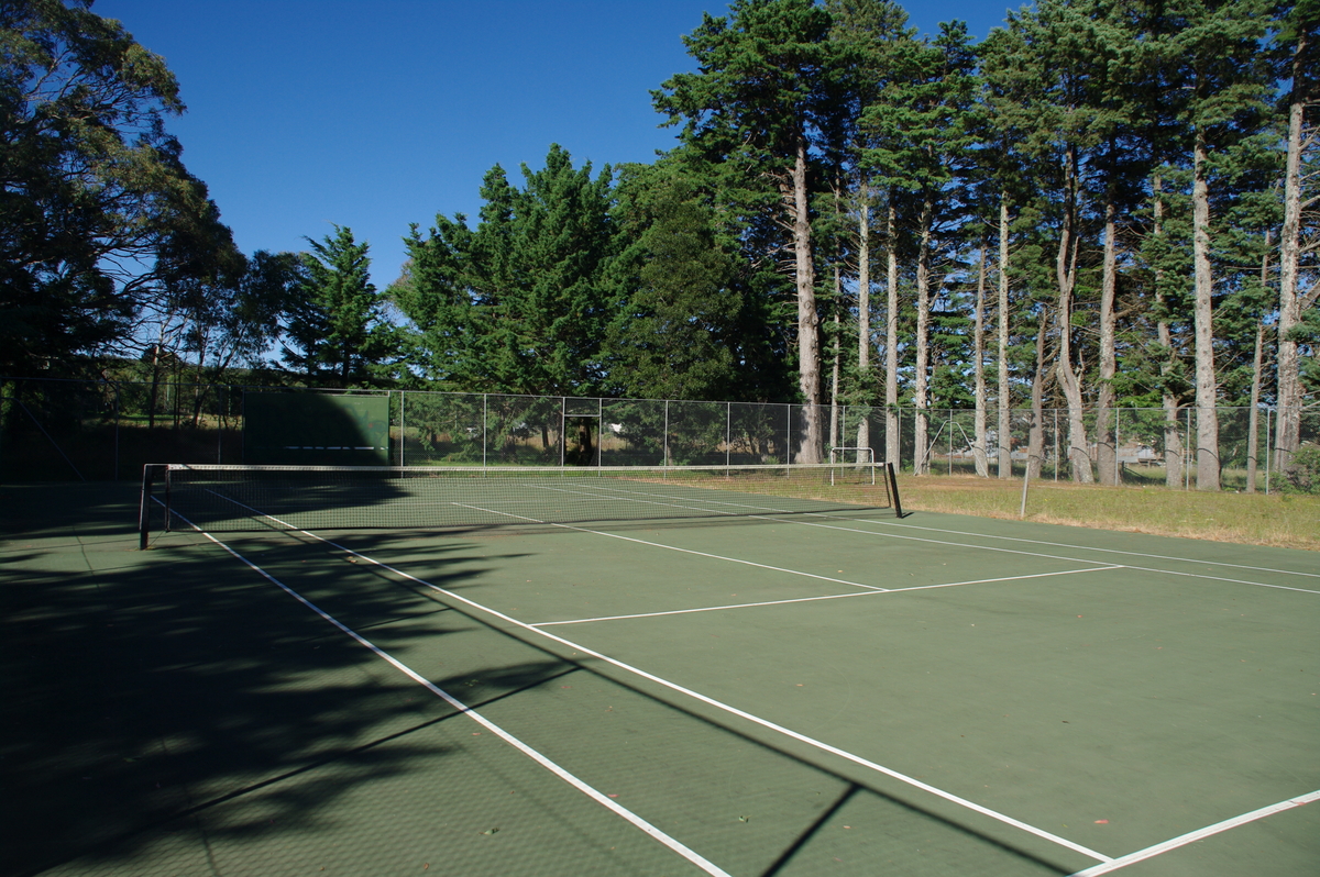 Tennis at Majors Creek